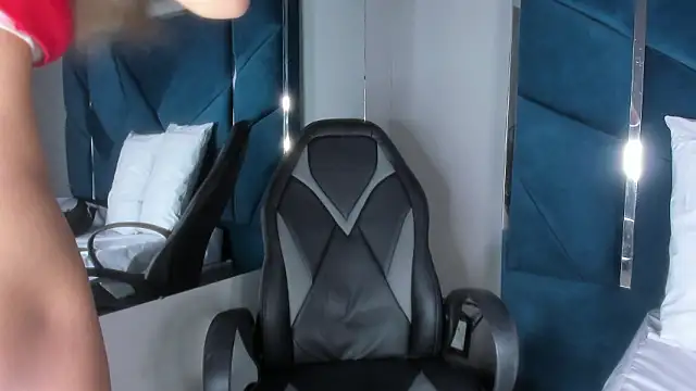 Snapshot of Keitty_Rose chatting on 25, 2, 2026 Keitty Rose online show from 25, 2, 2026