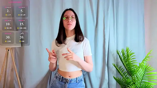 Snapshot of DoraWhitrock chatting on 7, 4, 2026 DoraWhitrock online show from 7, 4, 2026