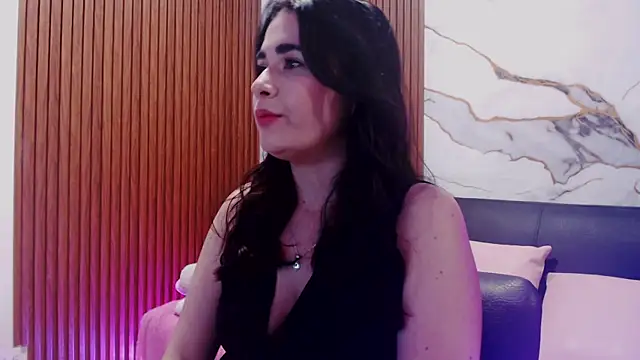 Loren Tay online show from 30, 4, 2026