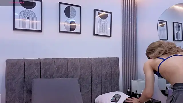 serena arias7 online show from 12, 6, 2026