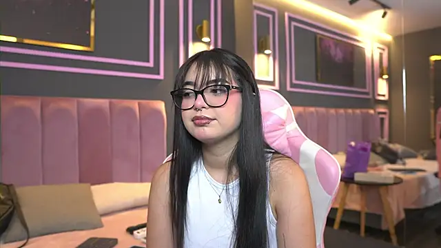 Snapshot of mekari_fox chatting on 18, 6, 2026 mekari fox online show from 18, 6, 2026