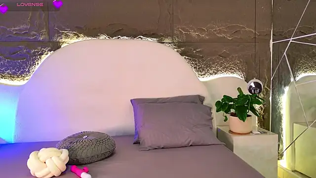 Snapshot of AlessiaAuren chatting on 17, 5, 2026 AlessiaAuren online show from 17, 5, 2026