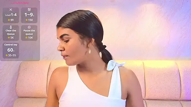 AlaiaMoretti  online show from 21, 3, 2026