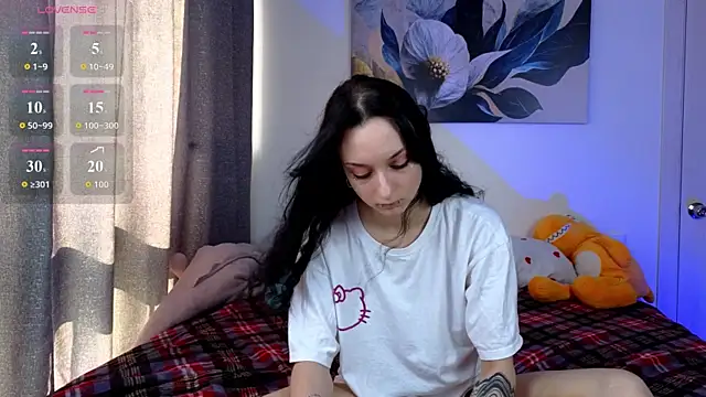 LuxuryLoverss online show from 17, 5, 2026
