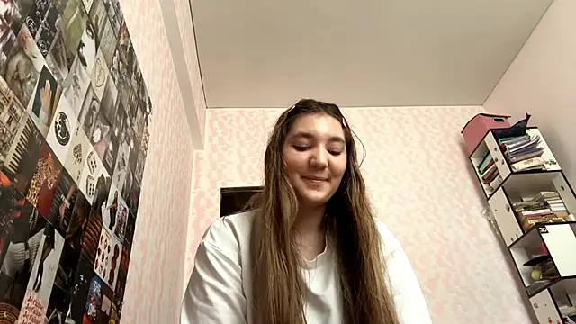 Snapshot of JanineThielman chatting on 13, 6, 2026 JanineThielman online show from 13, 6, 2026
