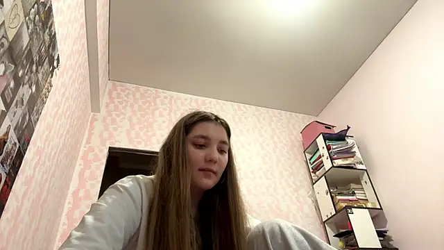 Snapshot of JanineThielman chatting on 14, 6, 2026 JanineThielman online show from 14, 6, 2026