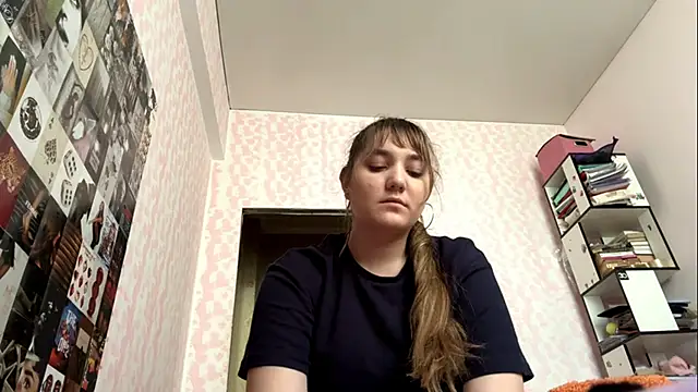 Snapshot of JanineThielman chatting on 16, 6, 2026 JanineThielman online show from 16, 6, 2026