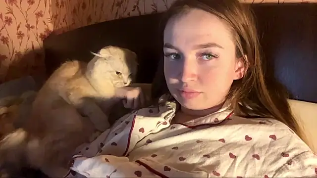 Hanna  Montanna online show from 28, 2, 2026