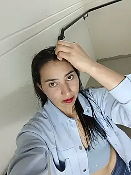 Snapshot of ANGELY_WET_JEET chatting on 5, 7, 2026 ANGELY WET JEET online show from 5, 7, 2026