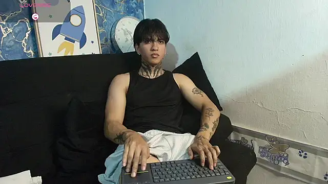 Snapshot of Tessarion_Black chatting on 1, 6, 2026 Tessarion Black online show from 1, 6, 2026