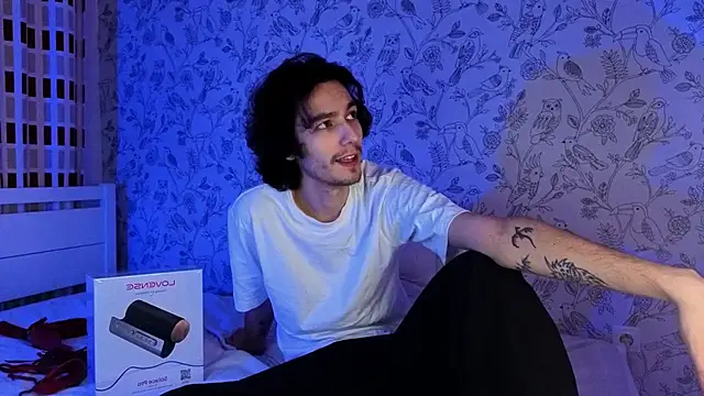 crybae online show from 16, 3, 2026