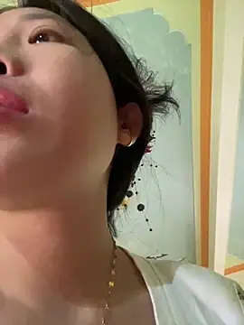 Snapshot of Miumieu2 chatting on 26, 3, 2026 Miumieu2 online show from 26, 3, 2026