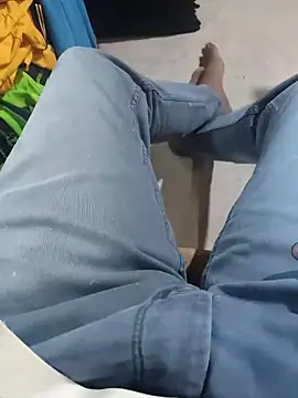 Snapshot of magicmovemen chatting on 26, 2, 2026 magicmovemen online show from 26, 2, 2026