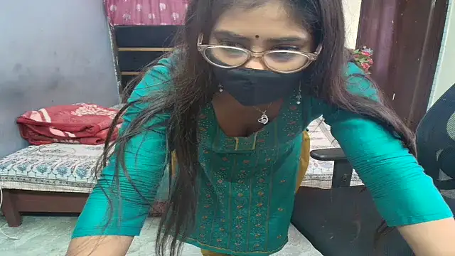 Snapshot of Aayesha-queen chatting on 26, 6, 2026 Aayesha-queen online show from 26, 6, 2026