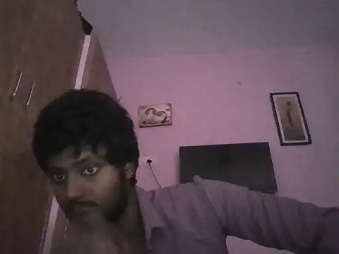 Snapshot of kaaviya2026 chatting on 1, 4, 2026 kaaviya2026 online show from 1, 4, 2026