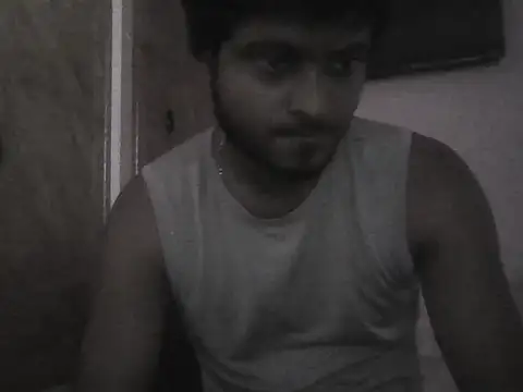 Snapshot of kaaviya2026 chatting on 5, 4, 2026 kaaviya2026 online show from 5, 4, 2026