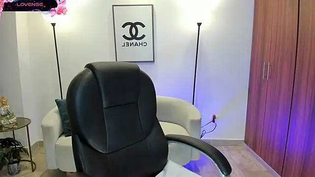 Snapshot of Samantha-evanss chatting on 8, 3, 2026 Samantha-evanss online show from 8, 3, 2026