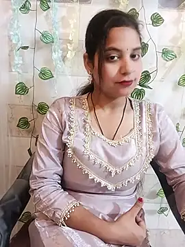lovely-girl99 online show from 4, 4, 2026