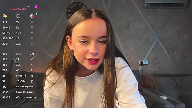 Snapshot of Lizy_Lu chatting on 3, 3, 2026 Lizy Lu online show from 3, 3, 2026