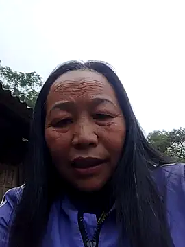 heesuu11 online show from 14, 3, 2026