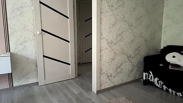 kishagrayone online show from 9, 5, 2026