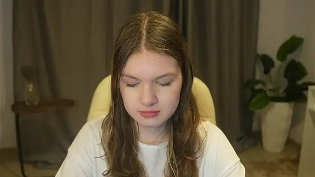 Snapshot of BrennaReul chatting on 2, 3, 2026 BrennaReul online show from 2, 3, 2026