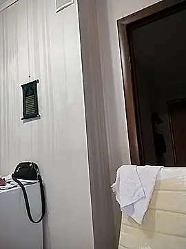 MilkCandyGirl online show from 14, 7, 2026