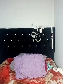 Emily Rouse23 online show from 9, 4, 2026