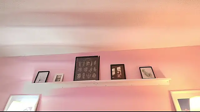 Snapshot of Abigailladyy chatting on 5, 3, 2026 Abigailladyy online show from 5, 3, 2026