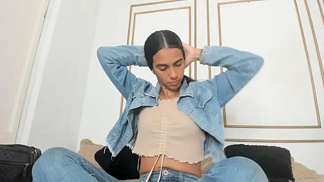 emily gaviria1 online show from 28, 5, 2026