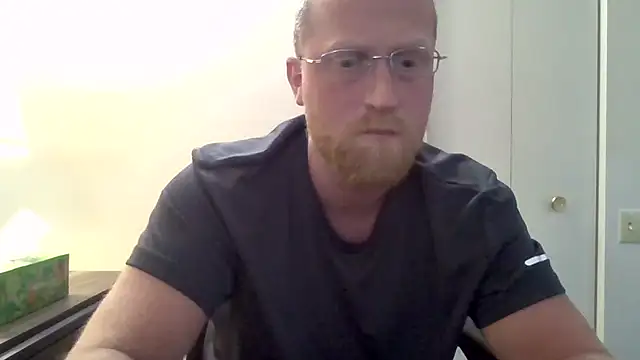 Snapshot of tytheexhibionist chatting on 17, 5, 2026 tytheexhibionist online show from 17, 5, 2026
