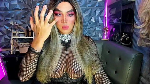 10inDominant Ayesha online show from 3, 4, 2026