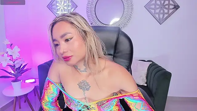 mystic nova  online show from 29, 5, 2026