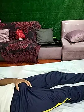 MaskedLatinaX online show from 10, 4, 2026