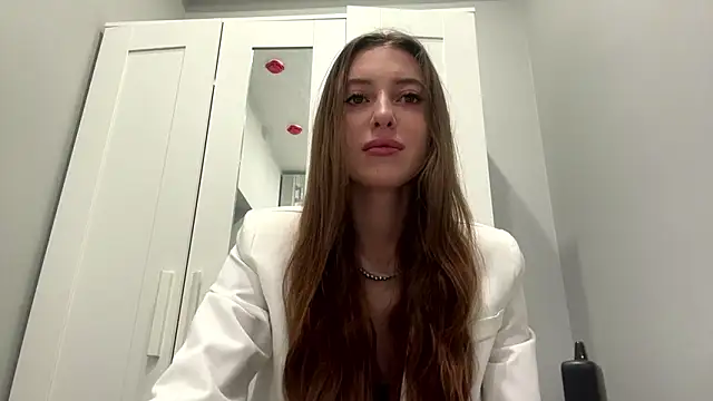 selena favn online show from 19, 3, 2026