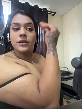 Snapshot of Nahomy_firee chatting on 29, 4, 2026 Nahomy firee online show from 29, 4, 2026
