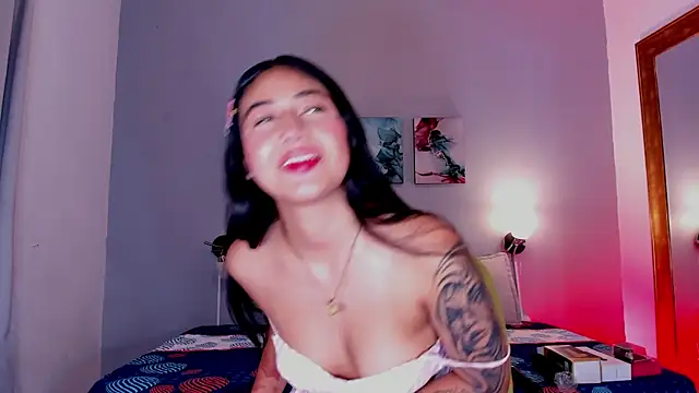 KimTaylorW online show from 29, 4, 2026