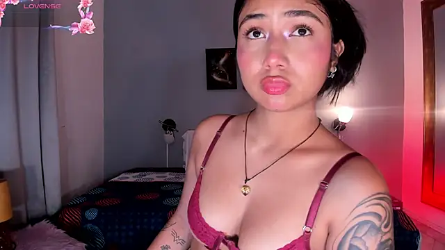 KimTaylorW online show from 26, 5, 2026