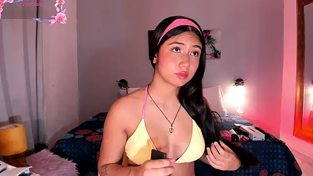 KimTaylorW online show from 27, 5, 2026
