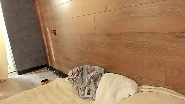 AmmyLuu online show from 20, 4, 2026