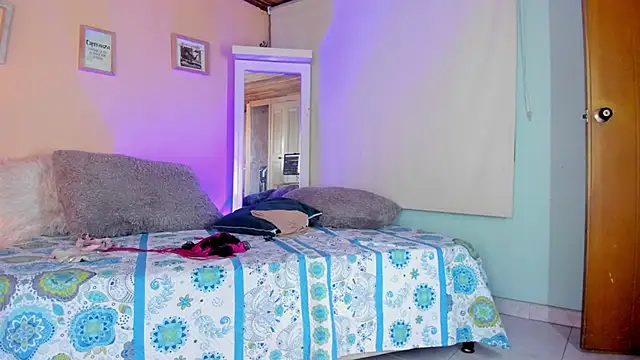 Exotic girl28 online show from 16, 3, 2026