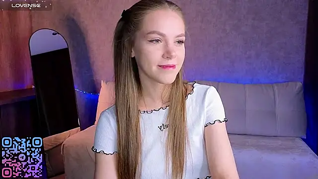 Snapshot of melee_eva chatting on 12, 3, 2026 melee eva online show from 12, 3, 2026