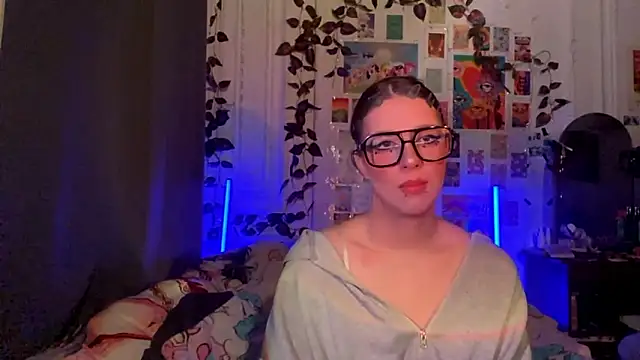 moonvampiq online show from 27, 2, 2026