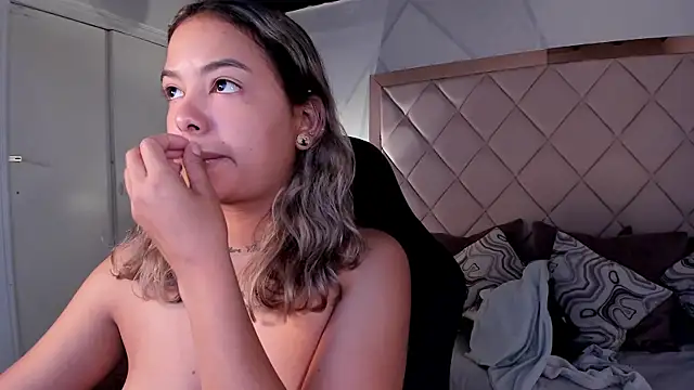 dulce lyraa1 online show from 26, 6, 2026