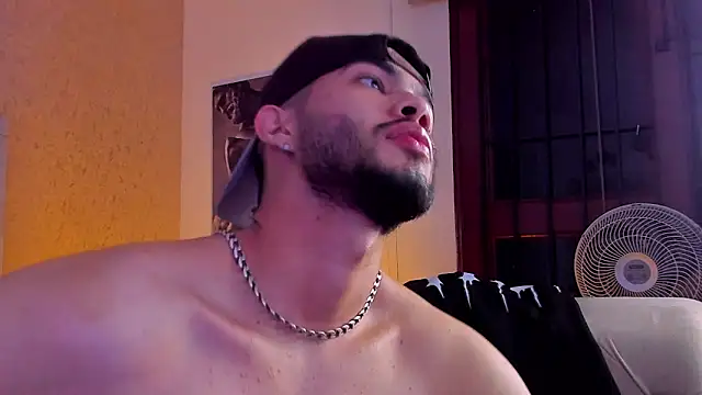 Snapshot of Vincentblack chatting on 12, 4, 2026 Vincentblack online show from 12, 4, 2026