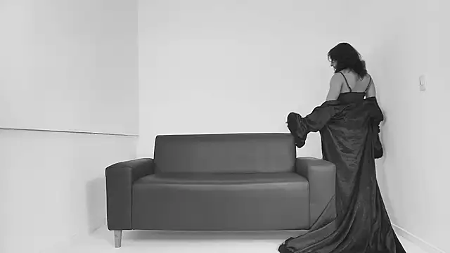 Elisasue online show from 18, 5, 2026