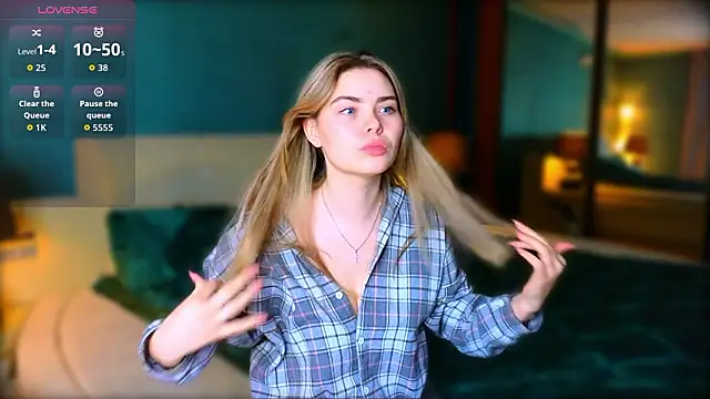 Snapshot of hornycharisma chatting on 16, 3, 2026 hornycharisma online show from 16, 3, 2026