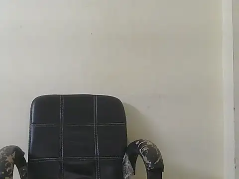 cute yashi online show from 2, 4, 2026