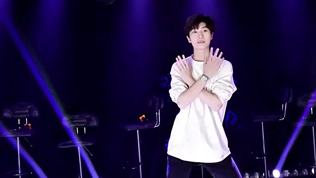 AOA-boy online show from 11, 4, 2026