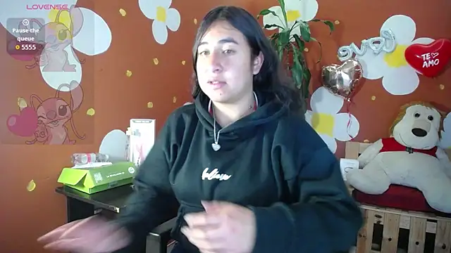 Snapshot of VirellaAshford chatting on 19, 3, 2026 VirellaAshford online show from 19, 3, 2026